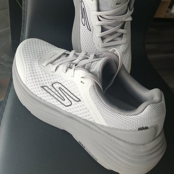 Skechers Go run Max Cushioning - Picture 5 of 6